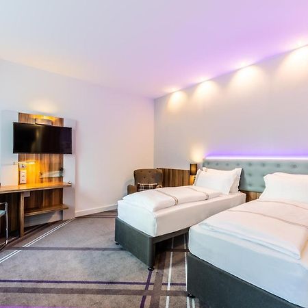 Premier Inn Frankfurt City Centre Франкфурт-на-Майні Екстер'єр фото
