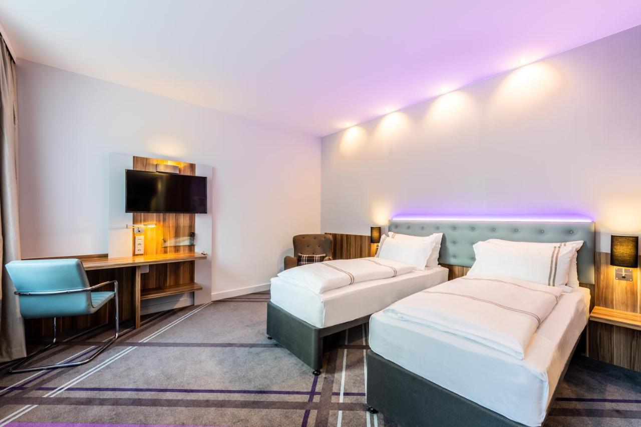 Premier Inn Frankfurt City Centre Франкфурт-на-Майні Екстер'єр фото